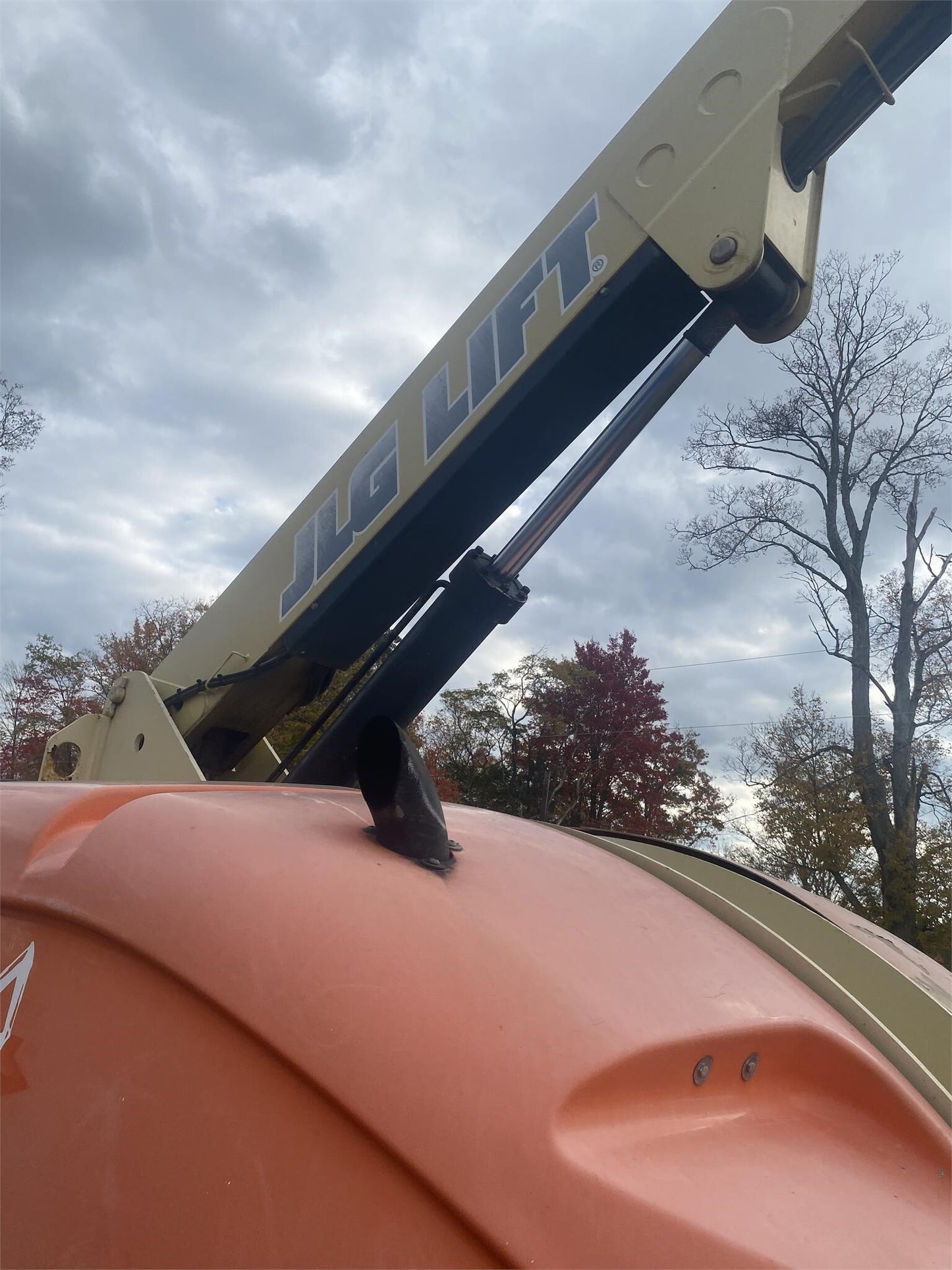 JLG 400S