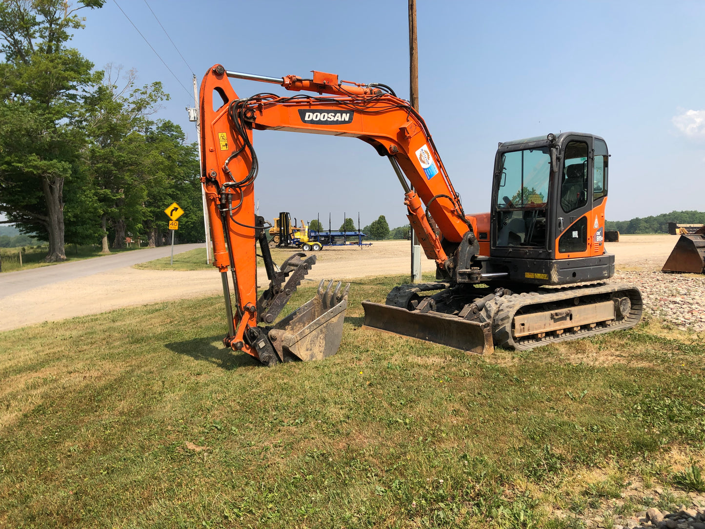 Doosan DX85R-3