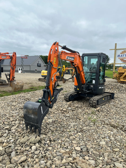 2025 DEVELON DX35Z-7:New
