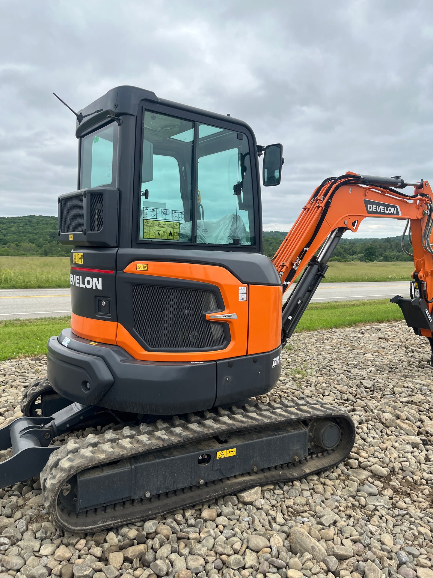 2025 DEVELON DX35Z-7:New