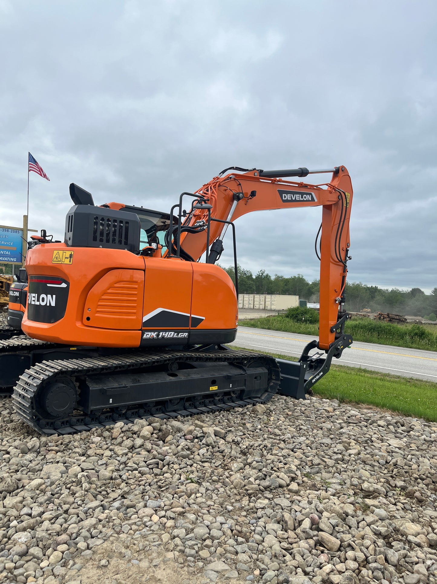 2025 DEVELOIN DX140LCR-7: New