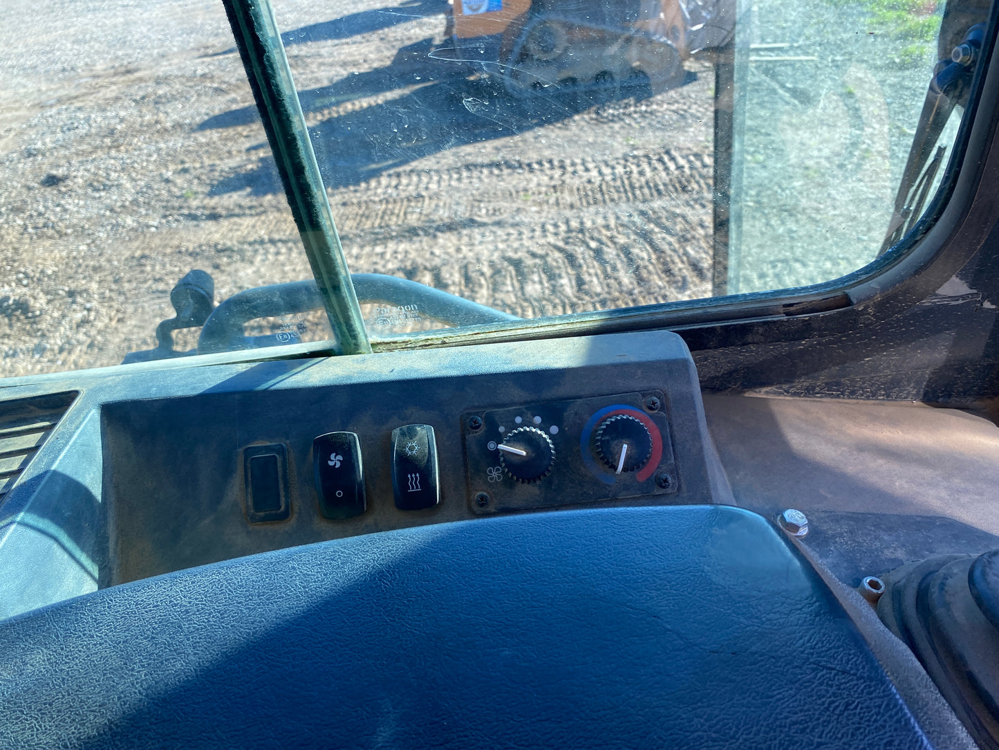 John Deere 650K Bulldozer