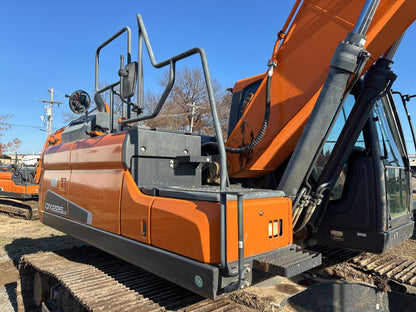 2020 Doosan DX225LC-5