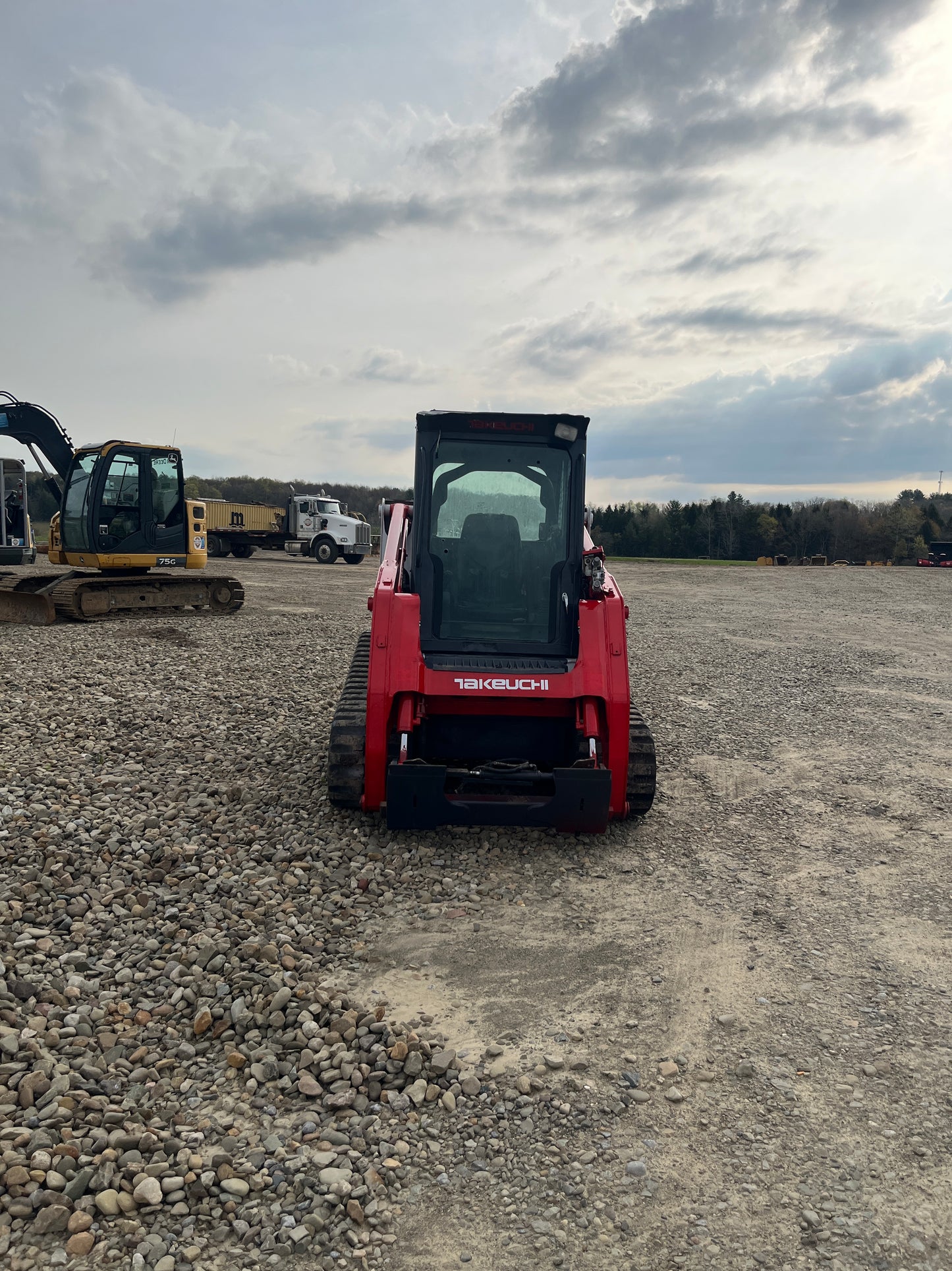 2015 TAKEUCHI TL10 Skidsteer