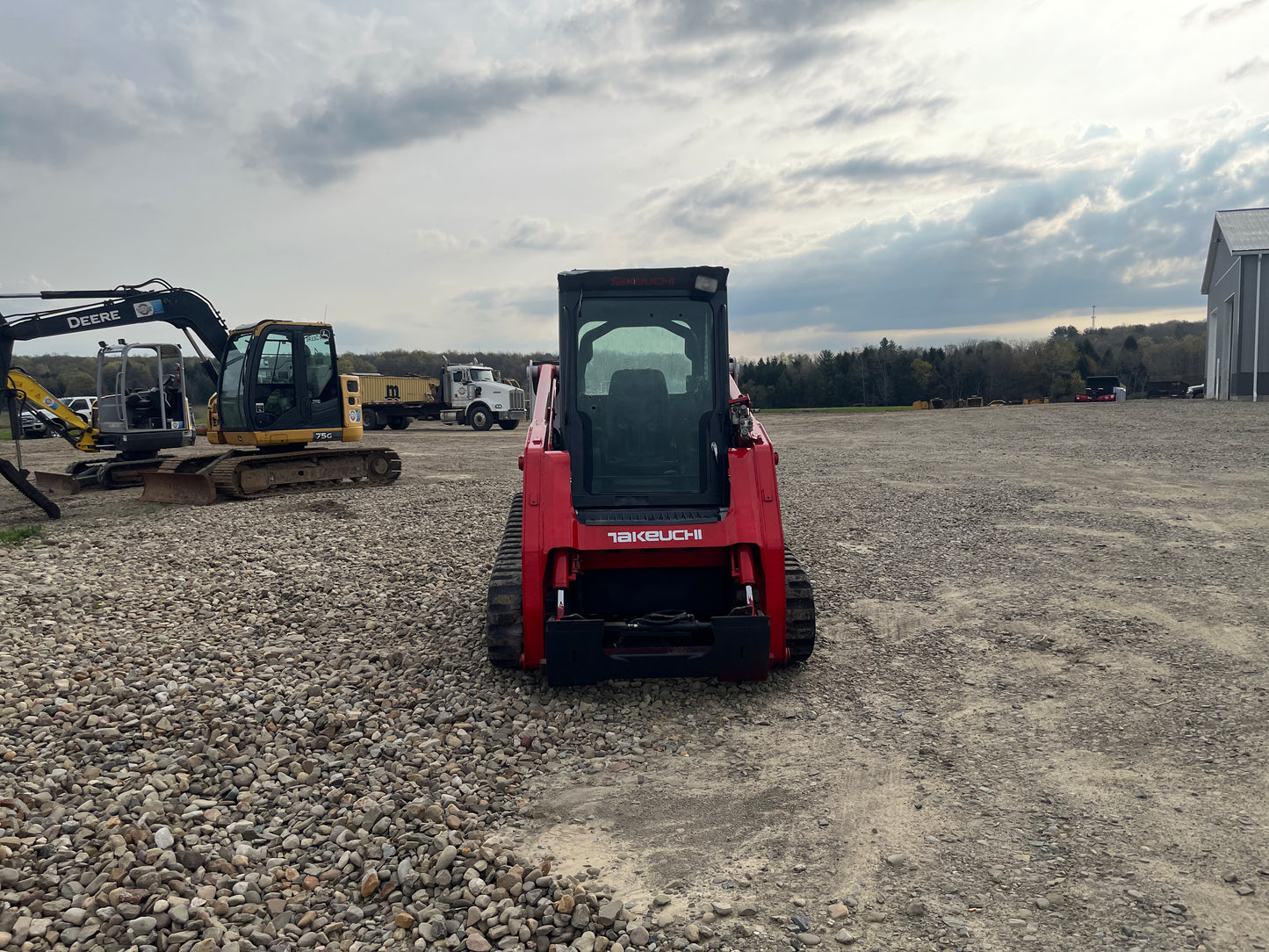 2015 TAKEUCHI TL10 Skidsteer