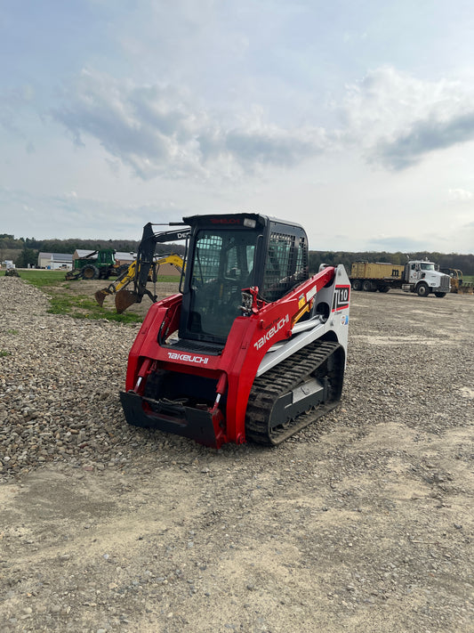 2015 TAKEUCHI TL10 Skidsteer