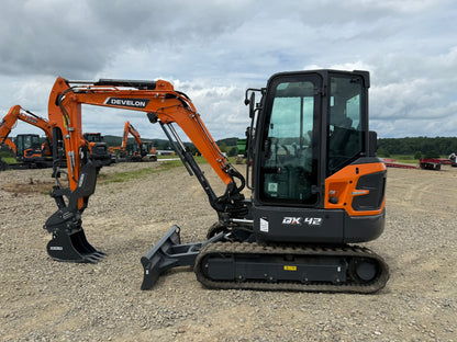 2025 DEVELON DX42-7: New