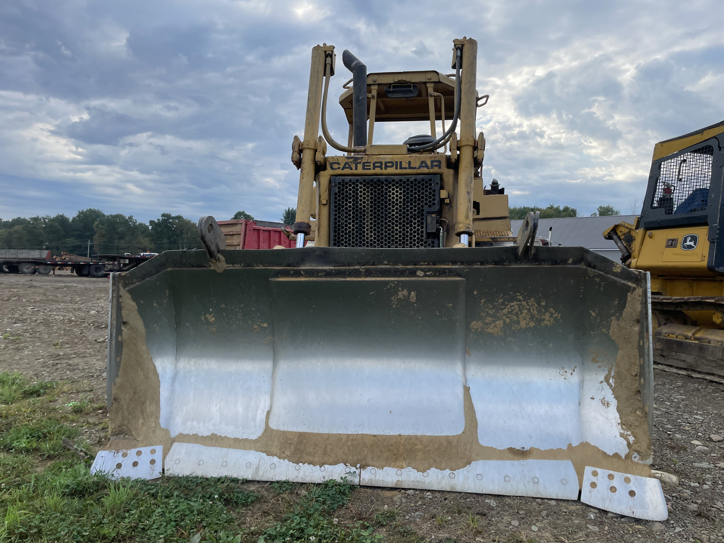 Caterpillar D6H Bulldozer