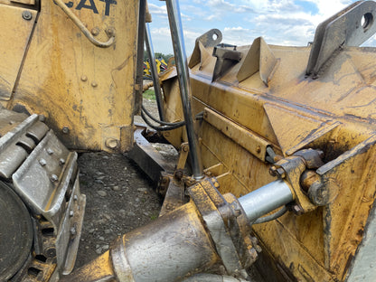 Caterpillar D6H Bulldozer