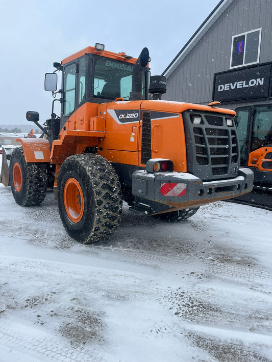 2021 DL220-5 Wheel Loader