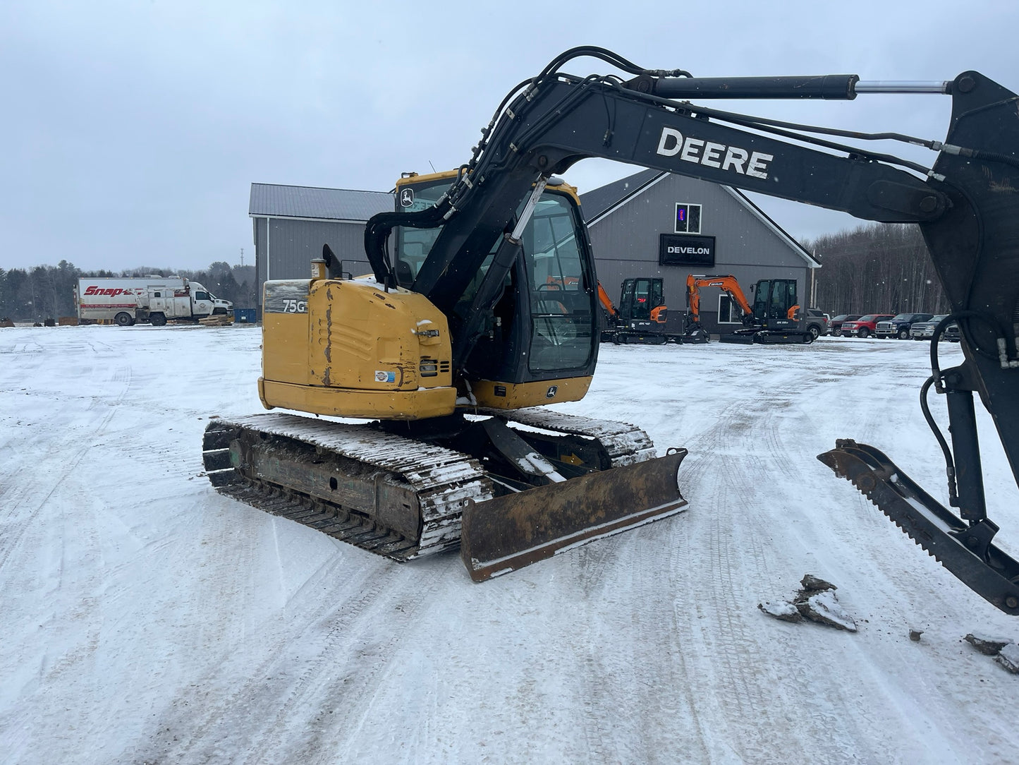 2016 Deere 75G Excavator